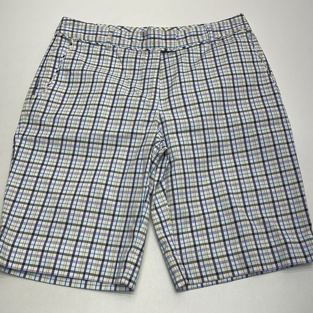 LADY HAGEN GOLF Women’s 6 Purple Bermuda Shorts